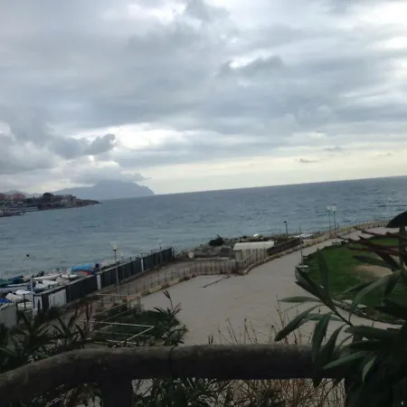Bed & Breakfast L Oasi Di Boccadasse