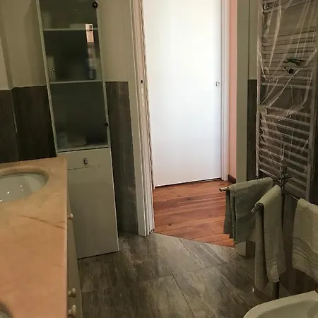 L Oasi Di Boccadasse Oda ve Kahvaltı *